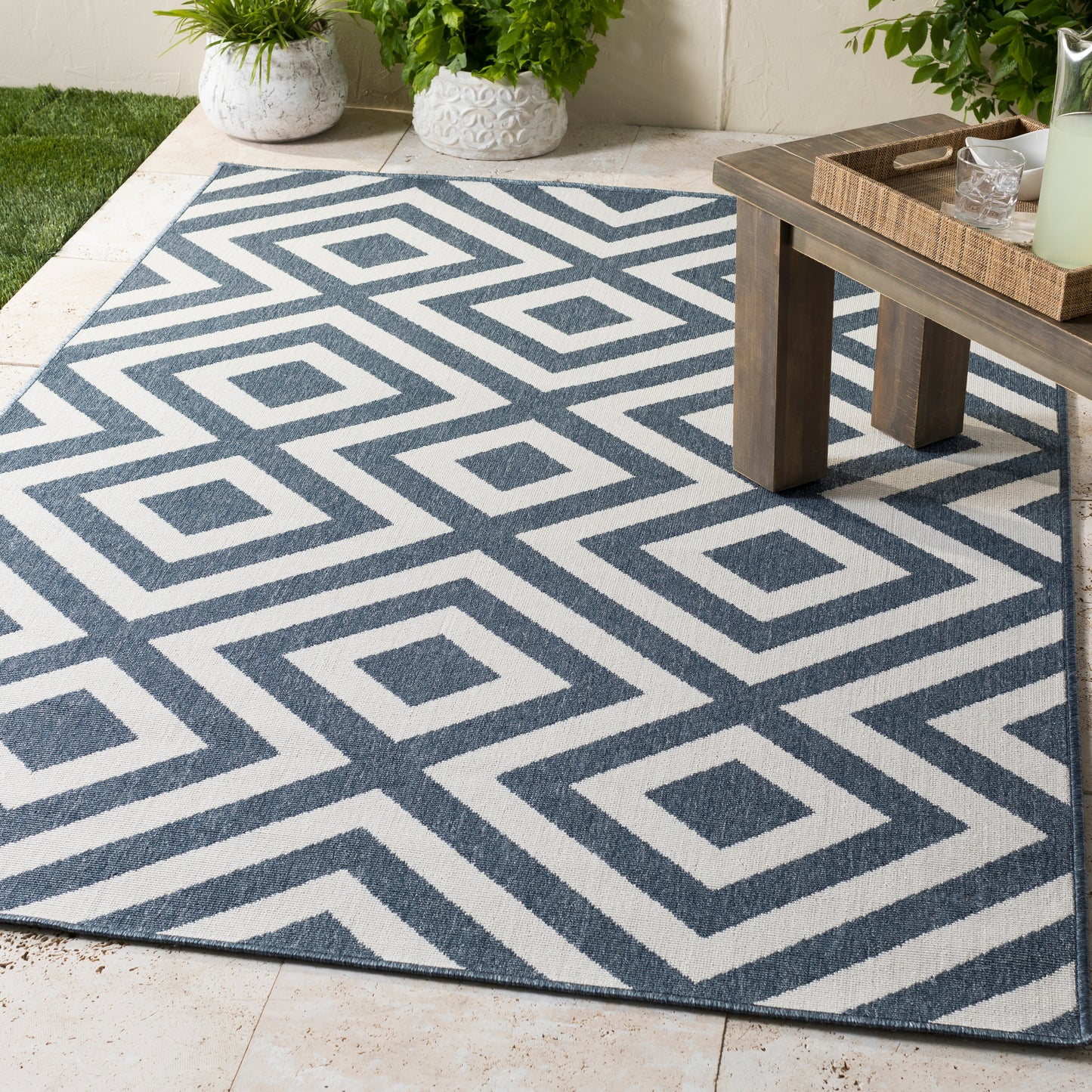 Alfresco 1118 Machine Woven Synthetic Blend Indoor/Outdoor Area Rug by Surya Rugs