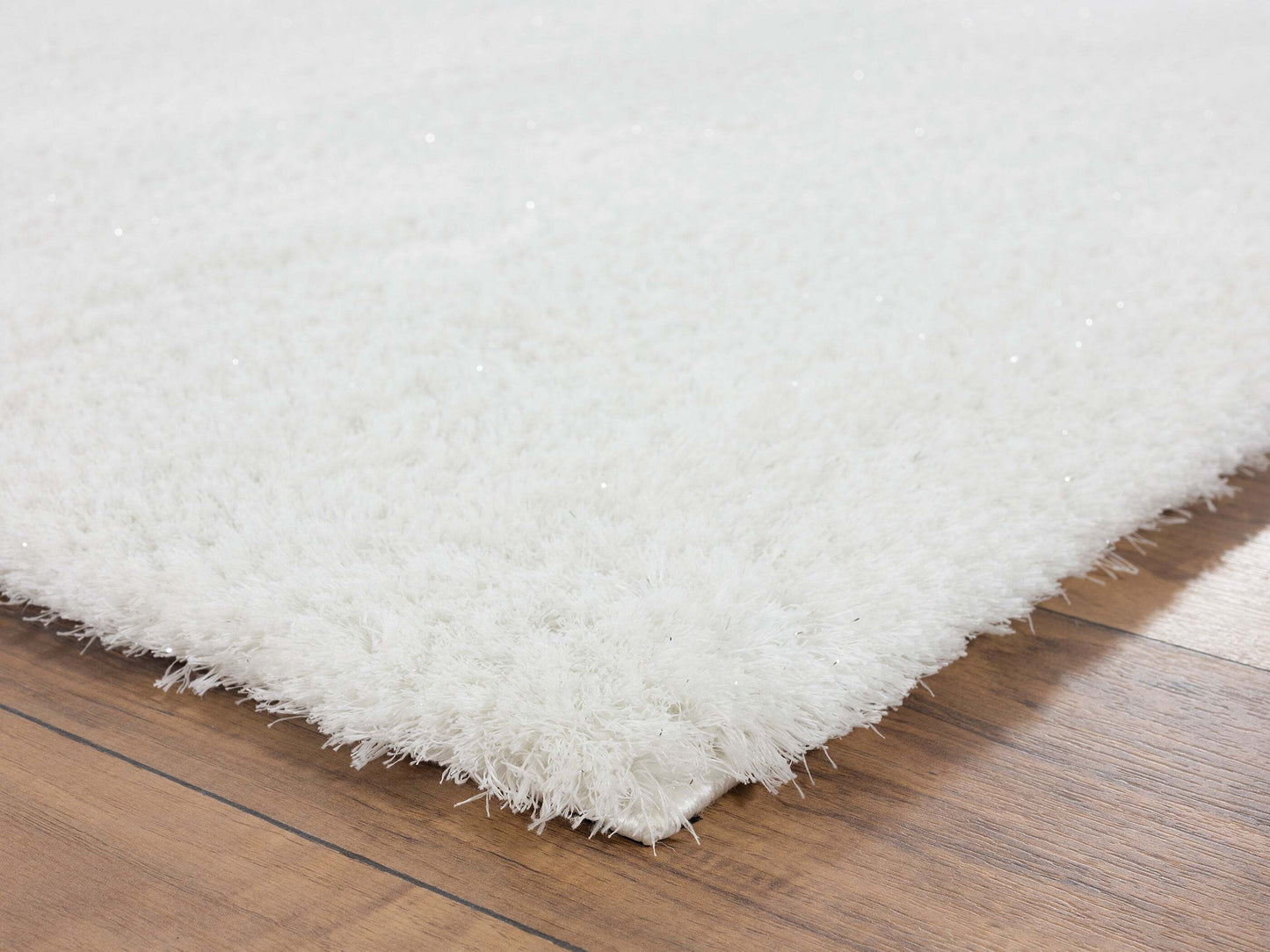 760-Easton Synthetic Blend Indoor Area Rug by United Weavers